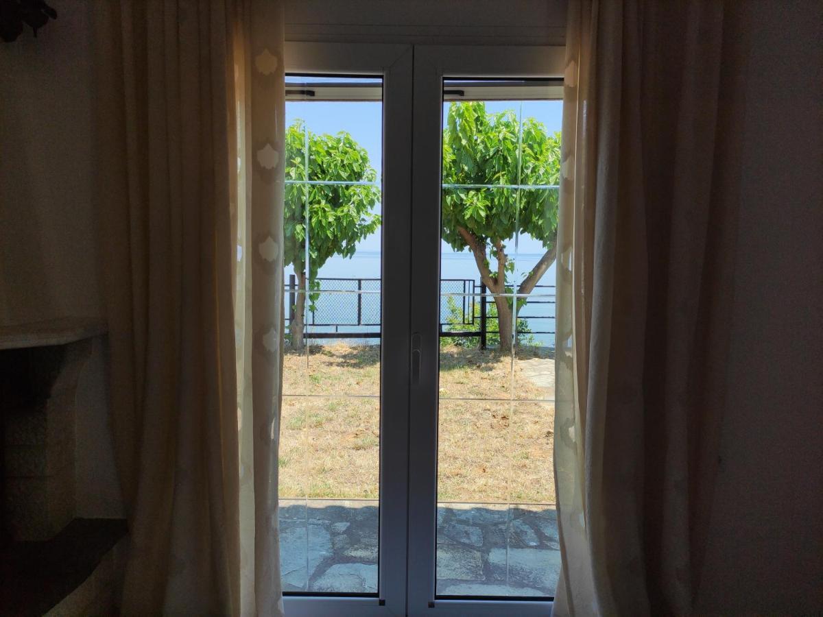 White Clam Vintage House With Sea View & Garden Villa Makrygialos Ngoại thất bức ảnh